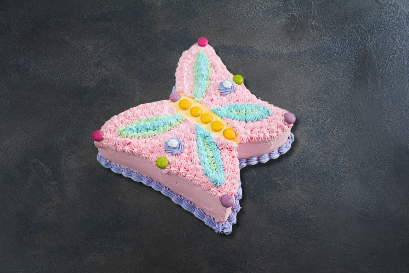 butterfly-shaped-cake