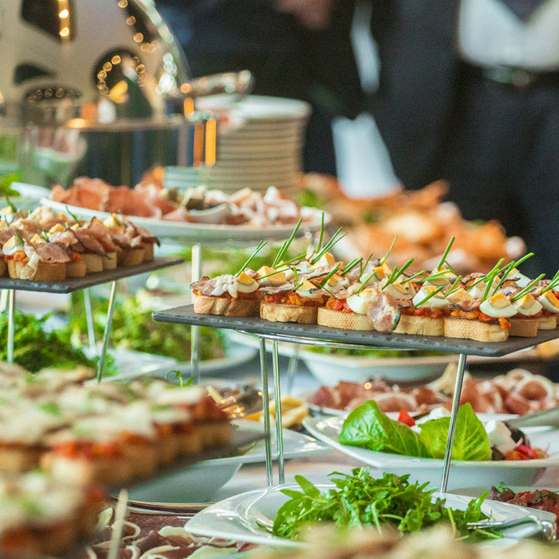 20 Best Finger Foods for Corporate Catering That You Need To Know - Mr T's  Bakery
