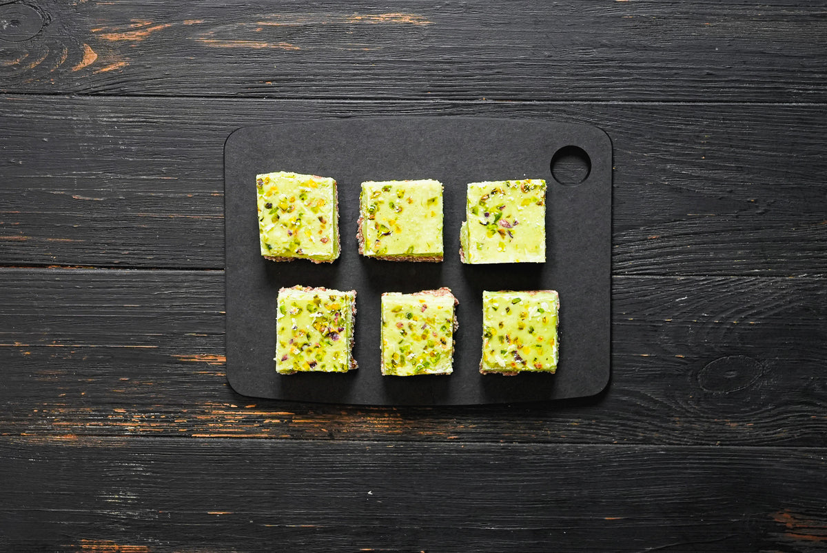 pistachio-raw-slice1