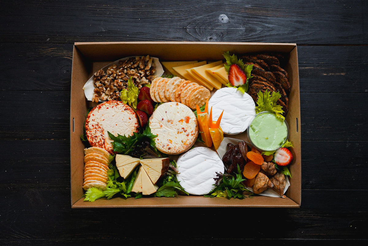 cheese platter with crackers-1