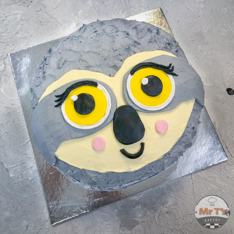 girl-sloth-face-cake