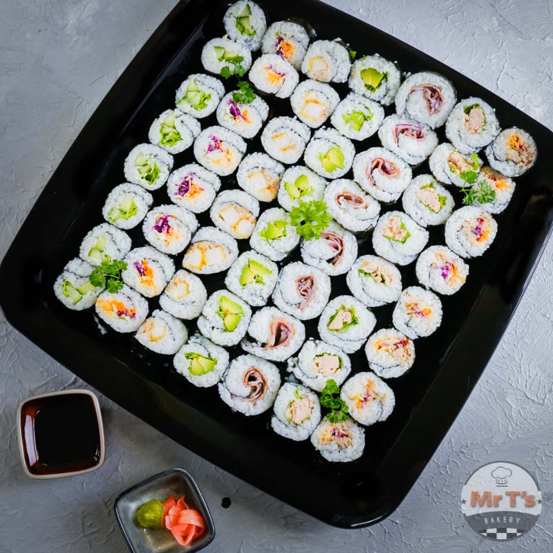 maki-sushi-rolls-platter