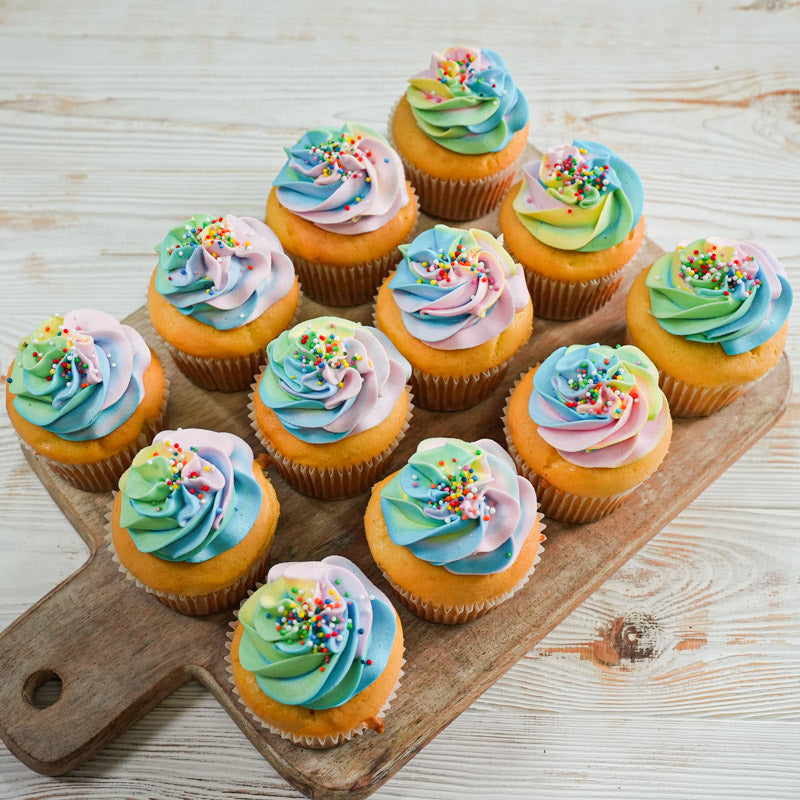 multicolor-cupcakes