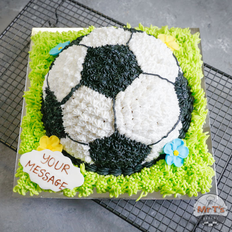 Soccer Ball Birthday Cake – Tanner & Gates
